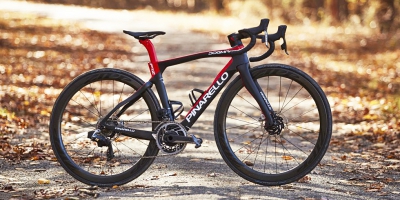 Шоссейный велосипед Pinarello DOGMA F12 Sram RED eTAP AXS Fulcrum RACING ZERO (2020)
